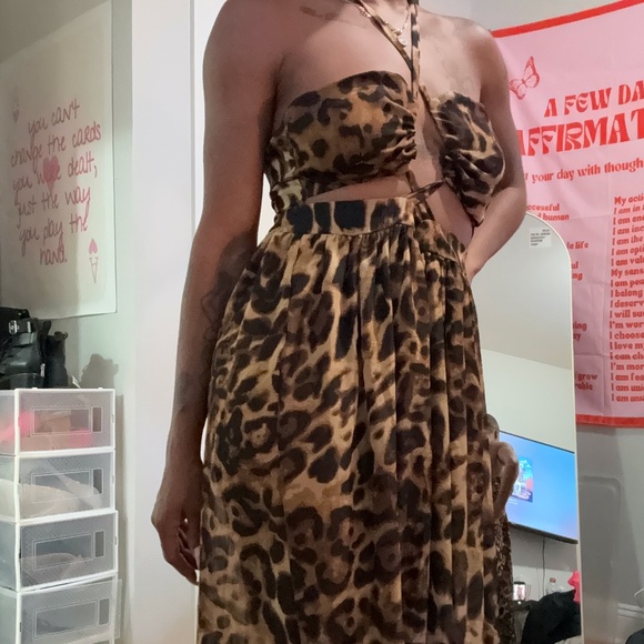 Custom Made Leopard Vacation Birthday Dress - Picture 1 of 2